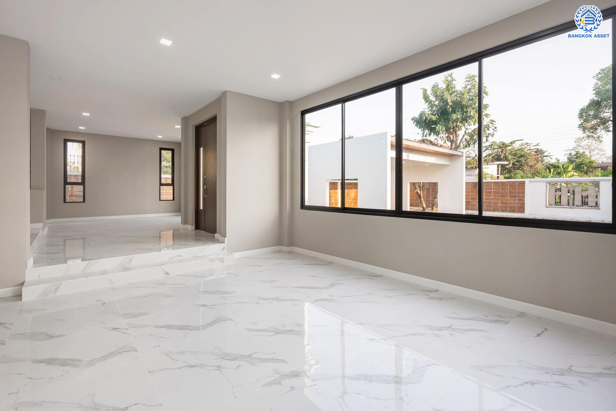 บ้านมือสองตกแต่งใหม่ หลังใหญ่พิเศษ! ม.มัณฑนา ปิ่นเกล้า-กาญจนาภิเษก (ซ.วัดพระเงิน) หลังมุม เนื้อที่ 128.6 ตร.ว. ฟังก์ชันจัดเต็ม 3 ห้องนอน 4 ห้องน้ำ 1 ห้องแม่บ้าน จอดรถได้ถึง 3 คัน เดินทางสะดวกสบาย บนทำเลติดถนนใหญ่ ใกล้เซ็นทรัลเวสต์เกต รถไฟฟ้าสายสีม่วง "สถานีตลาดบางใหญ่" และทางด่วนศรีรัช